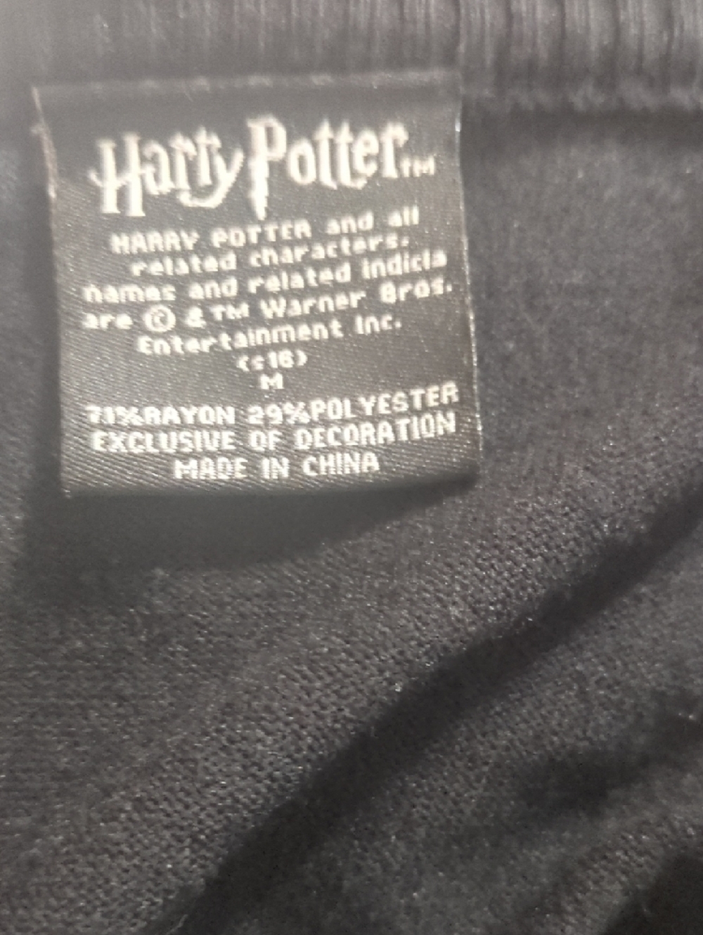 Harry Potter Black Knit sweater Cardigan with Yellow Crest - Picture 4 of 4
